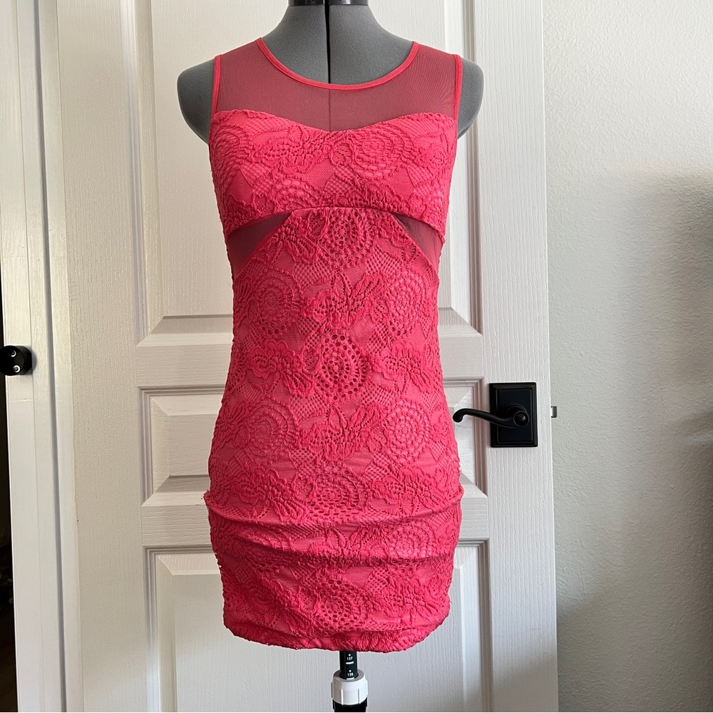 NWT Coral Lace Cut Out Mini Dress S